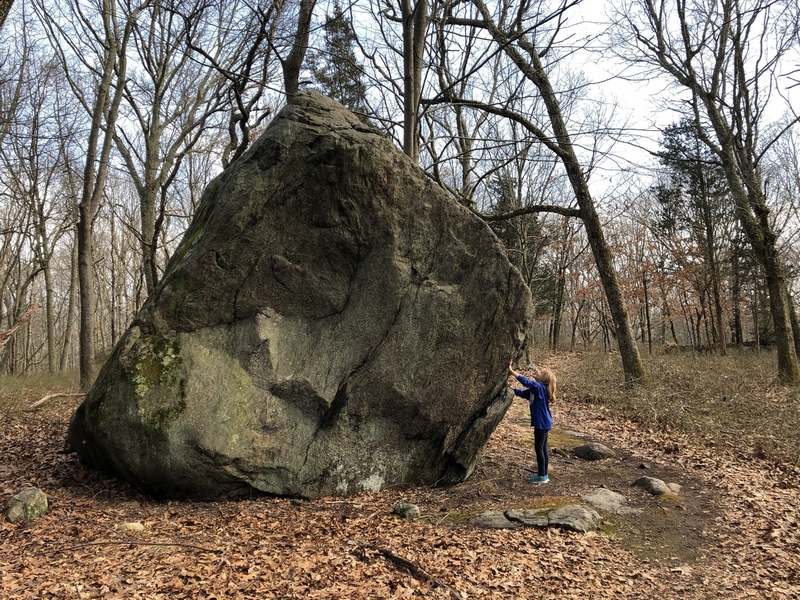 Read more about the article Five less-traveled New London County hiking trails